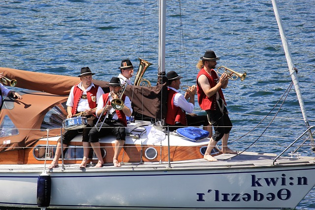 队防守的重 队防守的重